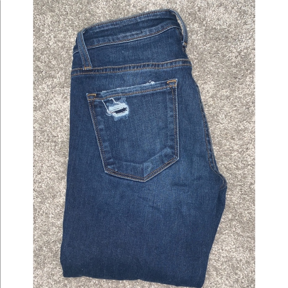 Buckle jeans
